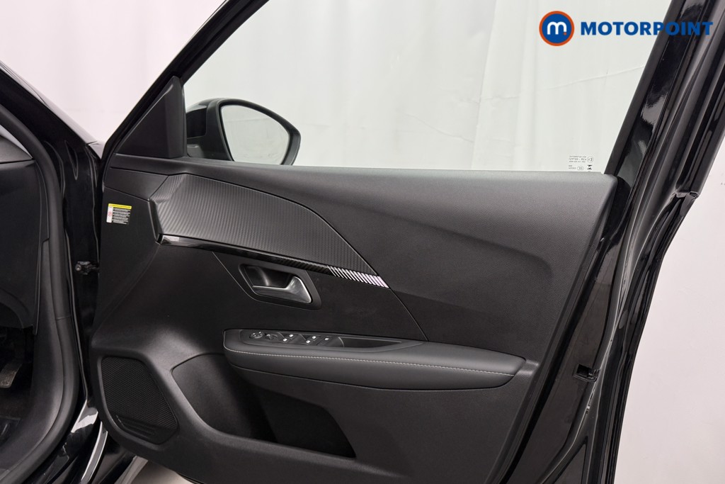 Peugeot 208 Allure Manual Petrol Hatchback - Stock Number (1624799) - 17th supplementary image