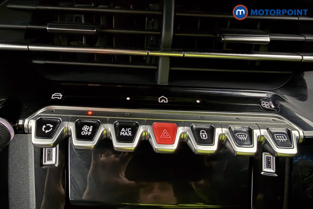 Peugeot 2008 Allure Manual Petrol SUV - Stock Number (1624935) - 12th supplementary image