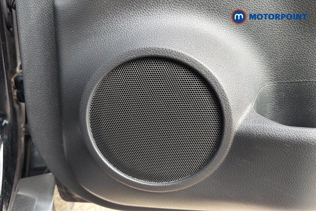 Nissan X-Trail N-Connecta Manual Diesel SUV - Stock Number (1625263) - 21st supplementary image