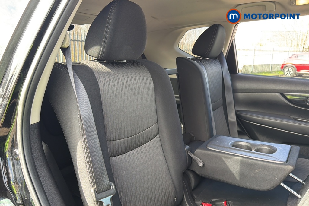 Nissan X-Trail N-Connecta Manual Diesel SUV - Stock Number (1625263) - 26th supplementary image