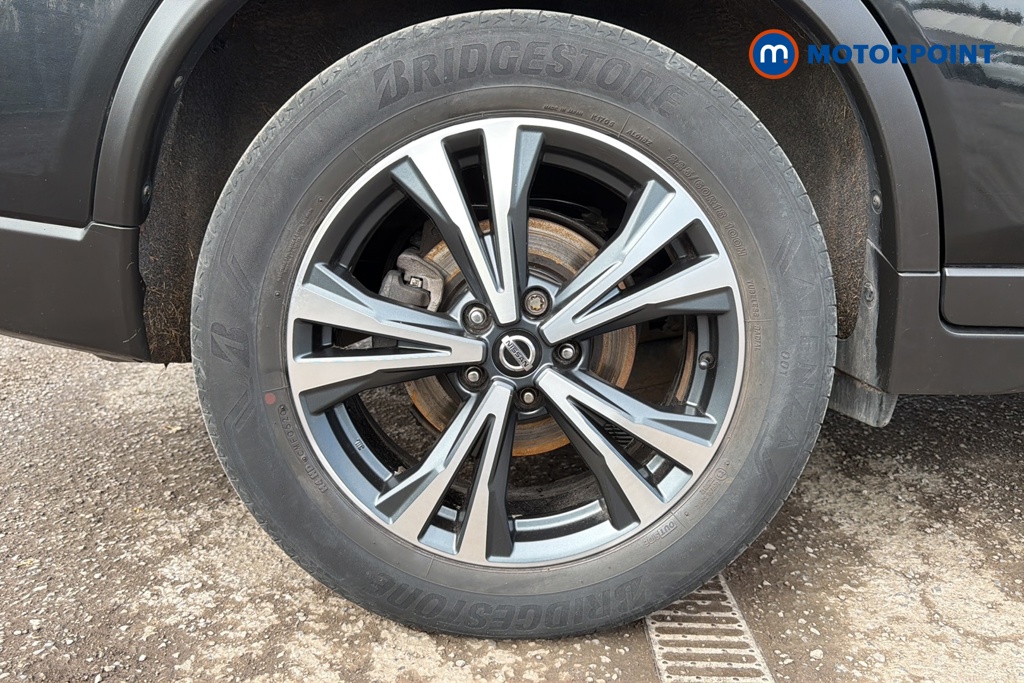 Nissan X-Trail N-Connecta Manual Diesel SUV - Stock Number (1625263) - 46th supplementary image