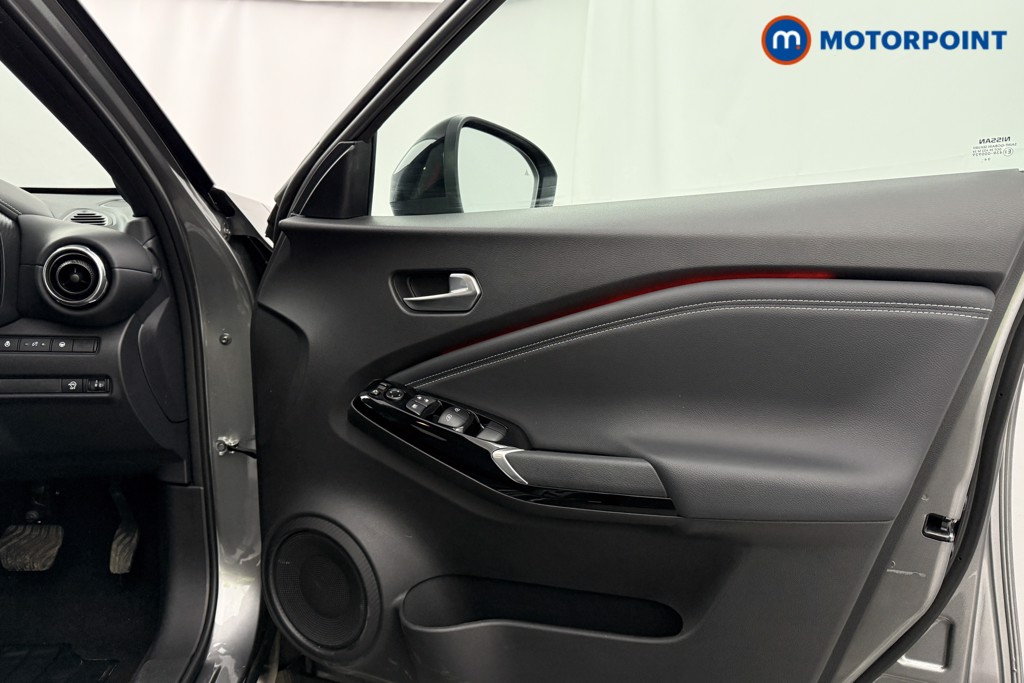 Nissan Juke Tekna Automatic Petrol SUV - Stock Number (1625435) - 16th supplementary image