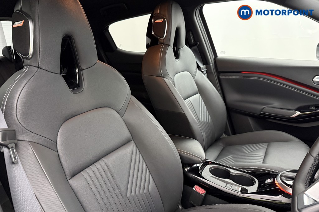 Nissan Juke Tekna Automatic Petrol SUV - Stock Number (1625435) - 18th supplementary image