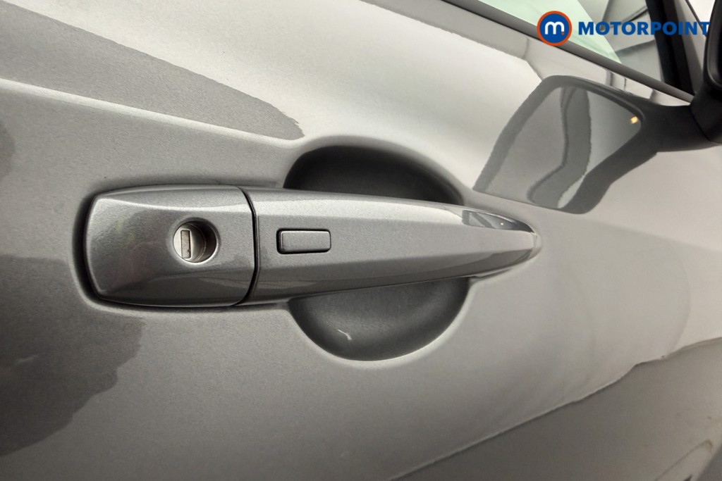 Nissan Juke Tekna Automatic Petrol SUV - Stock Number (1625435) - 24th supplementary image