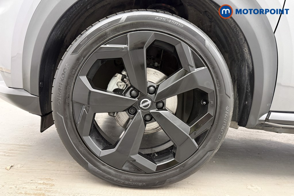 Nissan Juke Tekna Automatic Petrol SUV - Stock Number (1625435) - 25th supplementary image