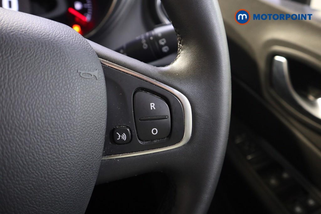 Renault Captur Iconic Manual Petrol SUV - Stock Number (1625502) - 4th supplementary image