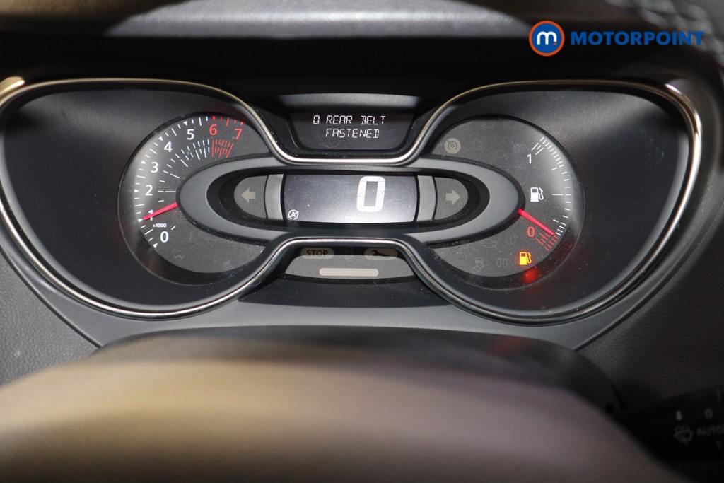Renault Captur Iconic Manual Petrol SUV - Stock Number (1625502) - 5th supplementary image