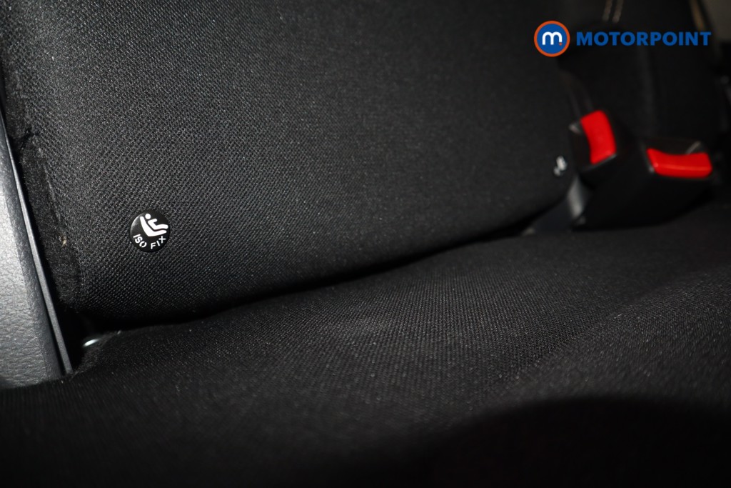 Renault Captur Iconic Manual Petrol SUV - Stock Number (1625502) - 17th supplementary image