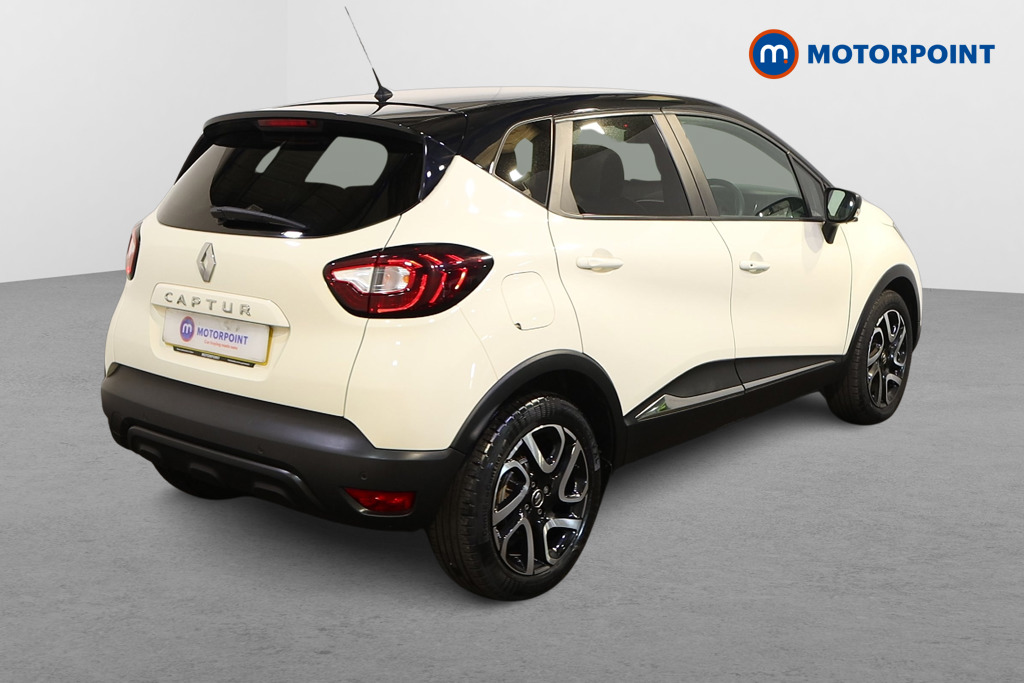 Renault Captur Iconic Manual Petrol SUV - Stock Number (1625502) - Drivers side rear corner