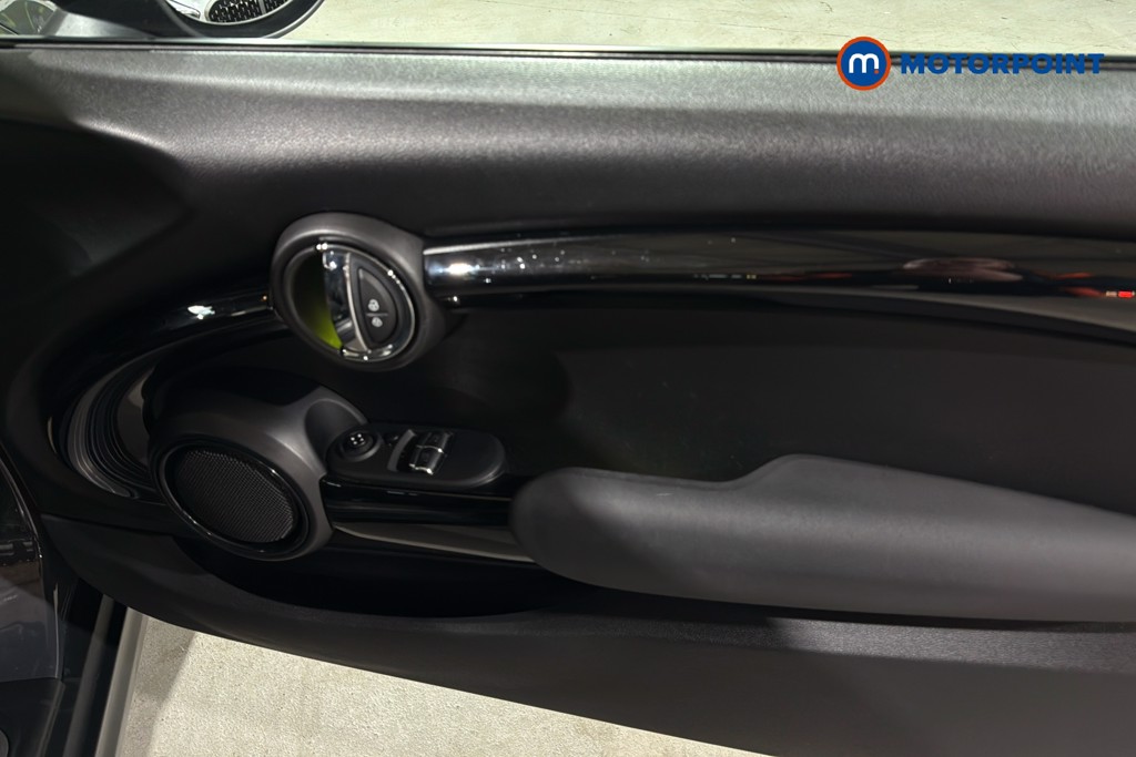 Mini Hatchback Cooper S Classic Manual Petrol Hatchback - Stock Number (1625748) - 19th supplementary image