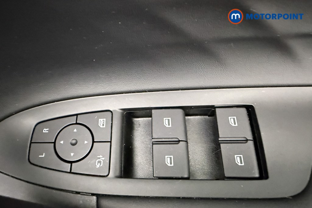 Mg Motor Uk HS Trophy Automatic Petrol Plug-In Hybrid SUV - Stock Number (1625804) - 17th supplementary image