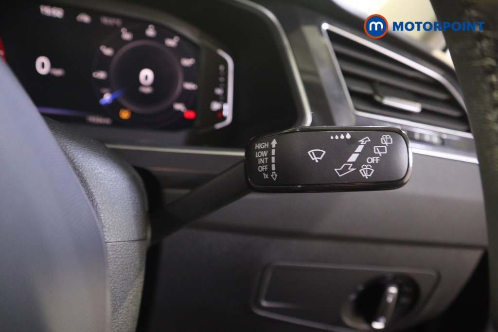 Volkswagen Tiguan Elegance Automatic Diesel SUV - Stock Number (1625973) - 12th supplementary image