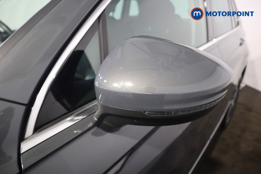 Volkswagen Tiguan Elegance Automatic Diesel SUV - Stock Number (1625973) - 35th supplementary image