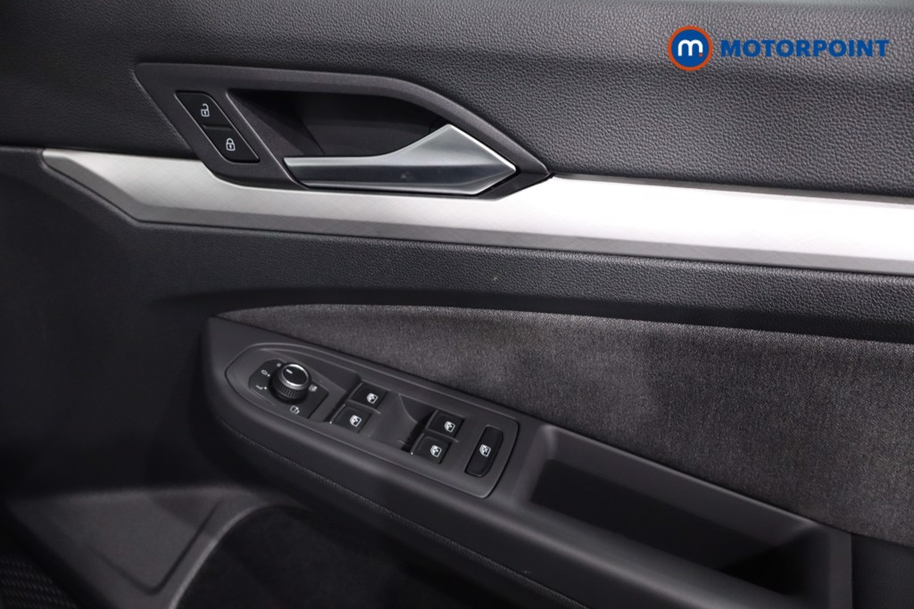 Volkswagen Golf Match Manual Petrol Hatchback - Stock Number (1626055) - 25th supplementary image