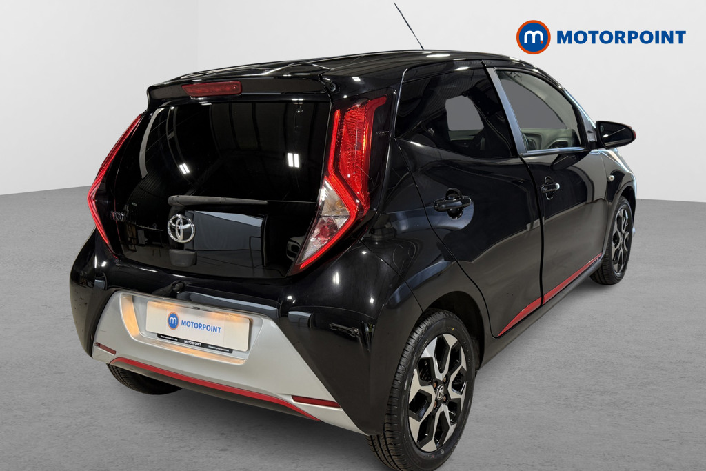 Toyota Aygo X-Trend Manual Petrol Hatchback - Stock Number (1626418) - Drivers side rear corner