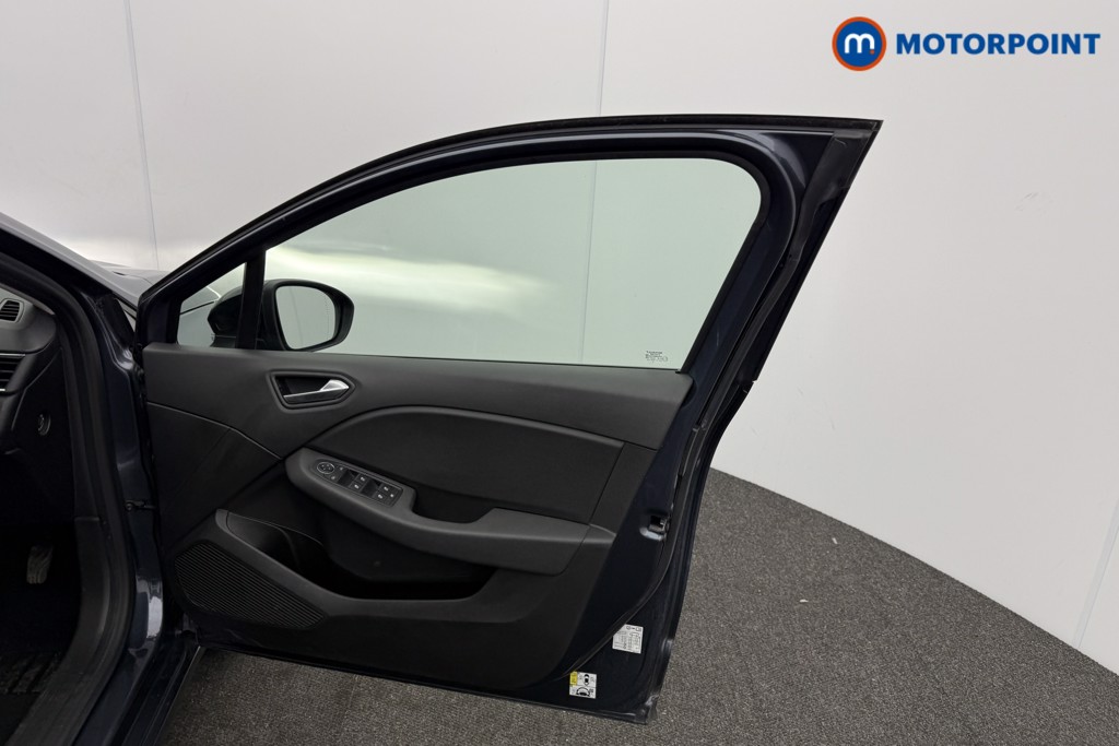 Renault Clio Evolution Manual Petrol Hatchback - Stock Number (1626610) - 13th supplementary image