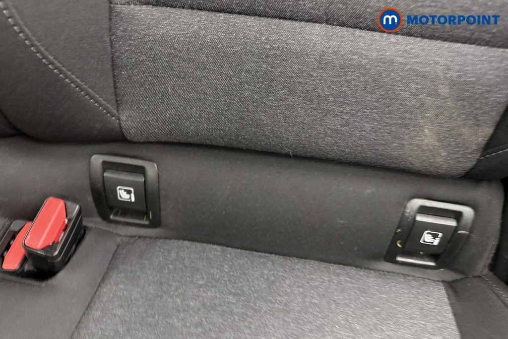 Renault Clio Evolution Manual Petrol Hatchback - Stock Number (1626610) - 18th supplementary image