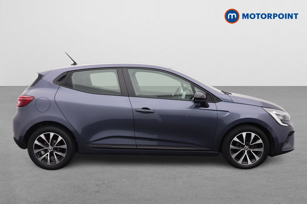 Renault Clio Evolution Manual Petrol Hatchback - Stock Number (1626610) - Drivers side