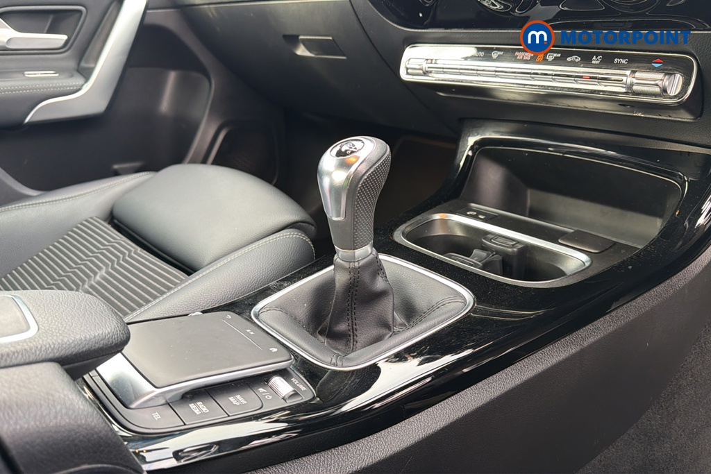 Mercedes-Benz A Class Sport Manual Petrol Saloon - Stock Number (1627228) - 15th supplementary image