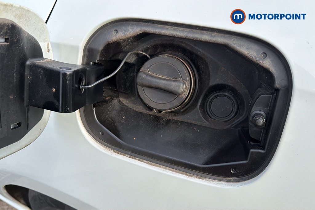 Mercedes-Benz A Class Sport Manual Petrol Saloon - Stock Number (1627228) - 41st supplementary image