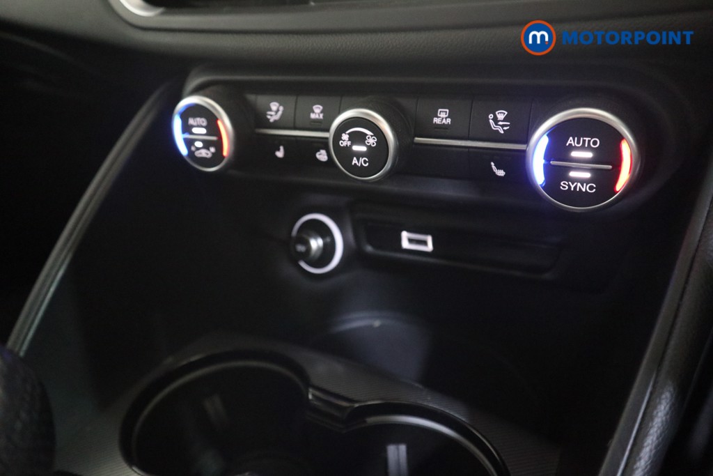 Alfa Romeo Giulia Veloce Automatic Petrol Saloon - Stock Number (1627437) - 7th supplementary image