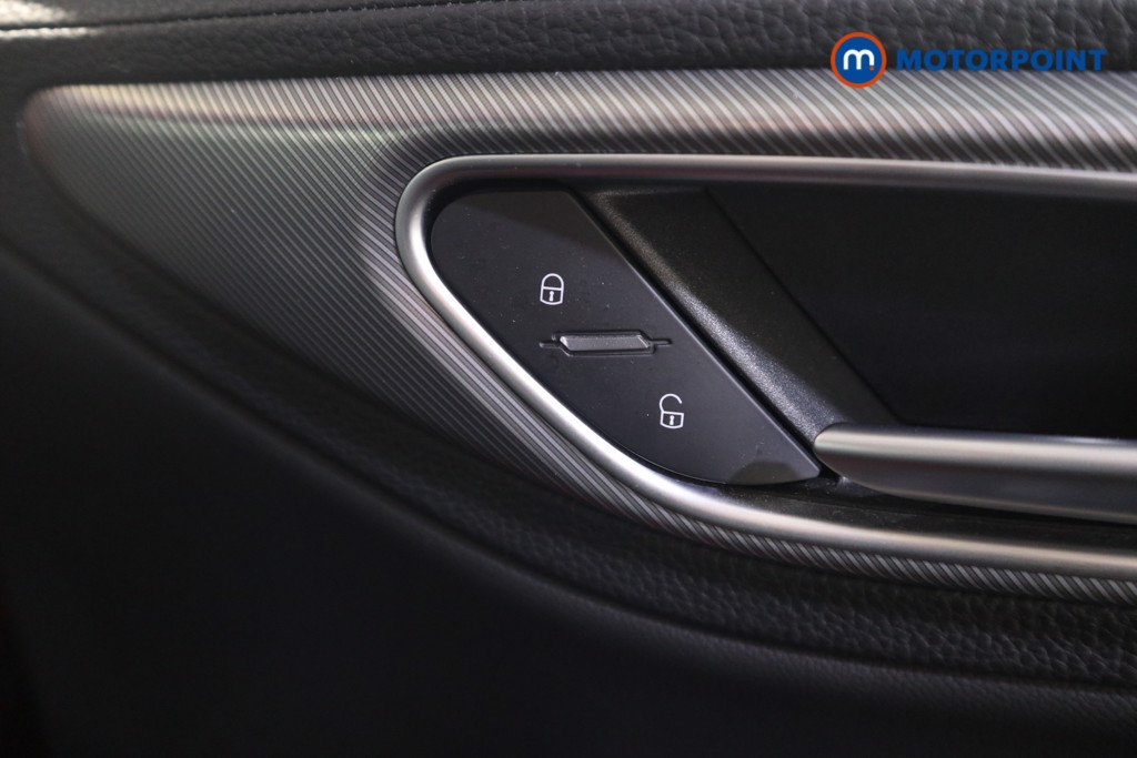 Alfa Romeo Giulia Veloce Automatic Petrol Saloon - Stock Number (1627437) - 15th supplementary image