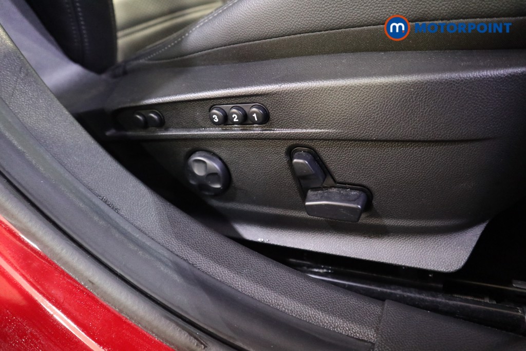 Alfa Romeo Giulia Veloce Automatic Petrol Saloon - Stock Number (1627437) - 17th supplementary image