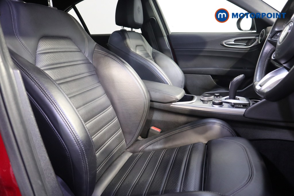 Alfa Romeo Giulia Veloce Automatic Petrol Saloon - Stock Number (1627437) - 18th supplementary image
