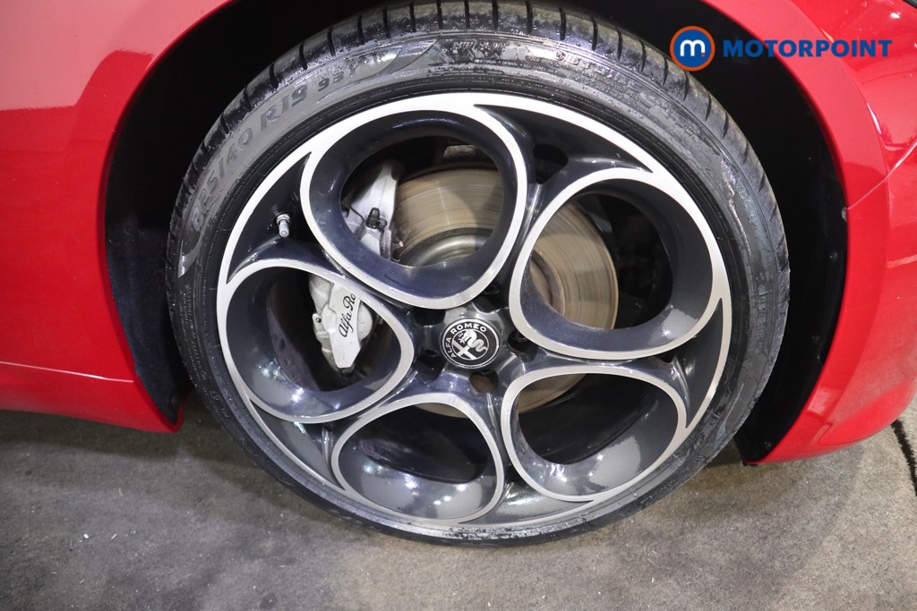 Alfa Romeo Giulia Veloce Automatic Petrol Saloon - Stock Number (1627437) - 26th supplementary image