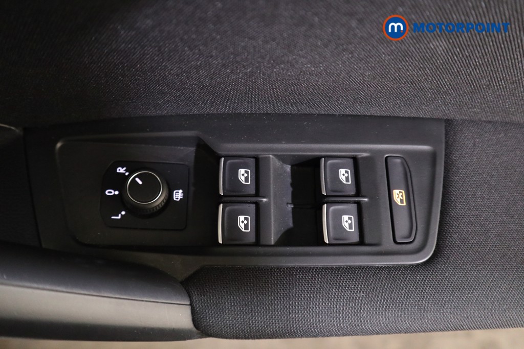 Volkswagen Tiguan Allspace Life Automatic Petrol SUV - Stock Number (1627729) - 12th supplementary image