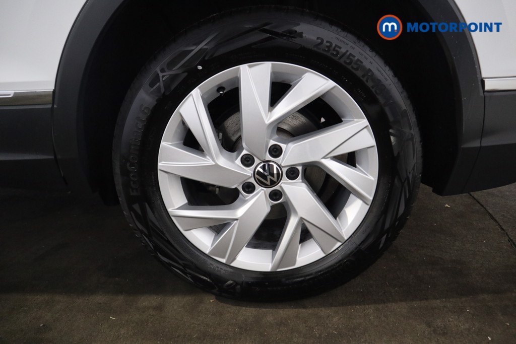 Volkswagen Tiguan Allspace Life Automatic Petrol SUV - Stock Number (1627729) - 23rd supplementary image