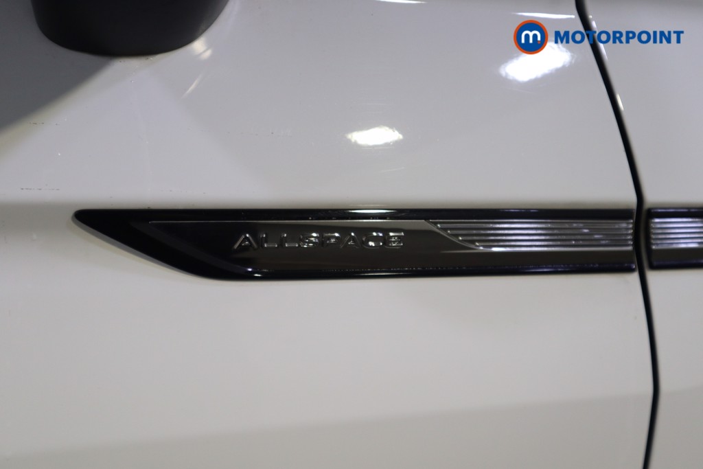 Volkswagen Tiguan Allspace Life Automatic Petrol SUV - Stock Number (1627729) - 30th supplementary image
