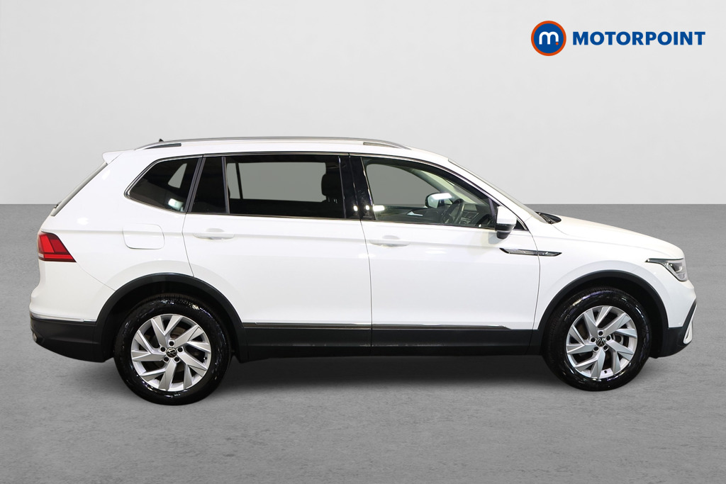 Volkswagen Tiguan Allspace Life Automatic Petrol SUV - Stock Number (1627729) - Drivers side