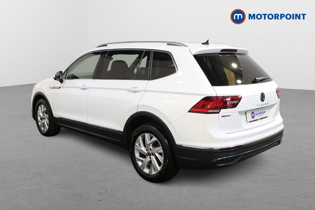 Volkswagen Tiguan Allspace Life Automatic Petrol SUV - Stock Number (1627729) - Passenger side rear corner