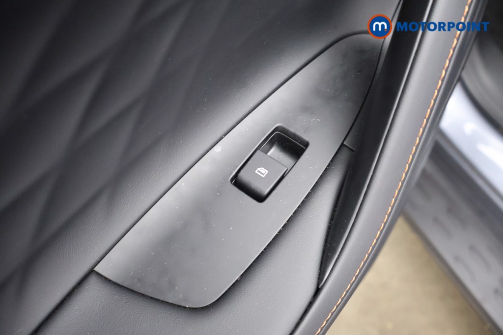 Mg Motor Uk HS Trophy Automatic Petrol Plug-In Hybrid SUV - Stock Number (1627851) - 29th supplementary image