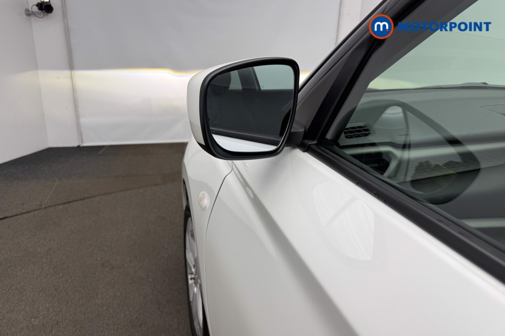 Suzuki Swift Motion Manual Petrol Hatchback - Stock Number (1627896) - 29th supplementary image