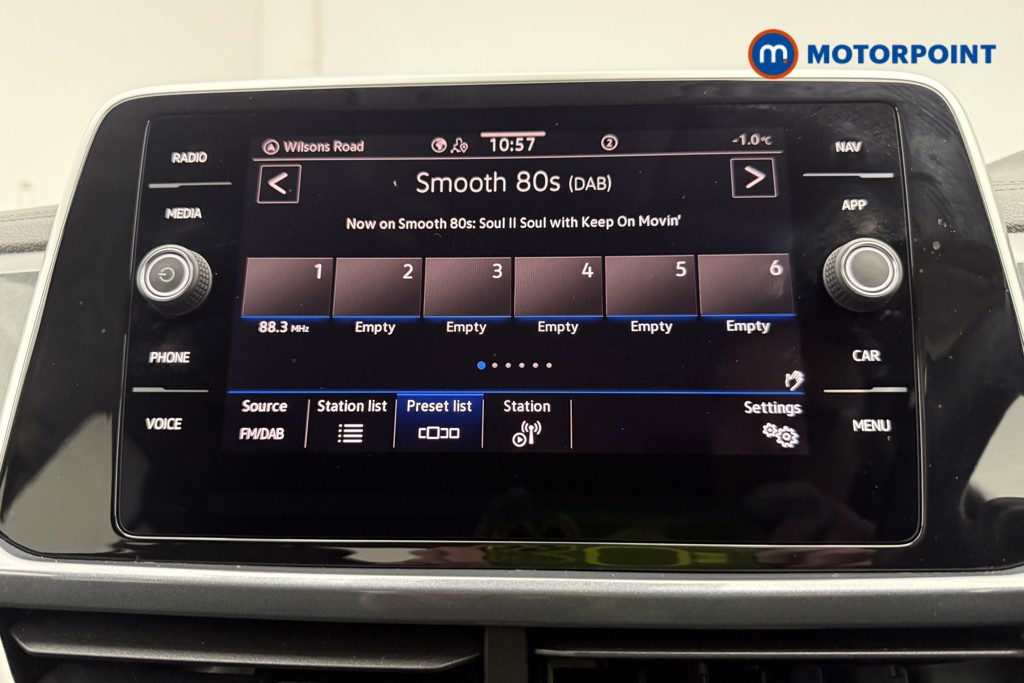 Volkswagen T-Roc Style Manual Petrol SUV - Stock Number (1627908) - 4th supplementary image