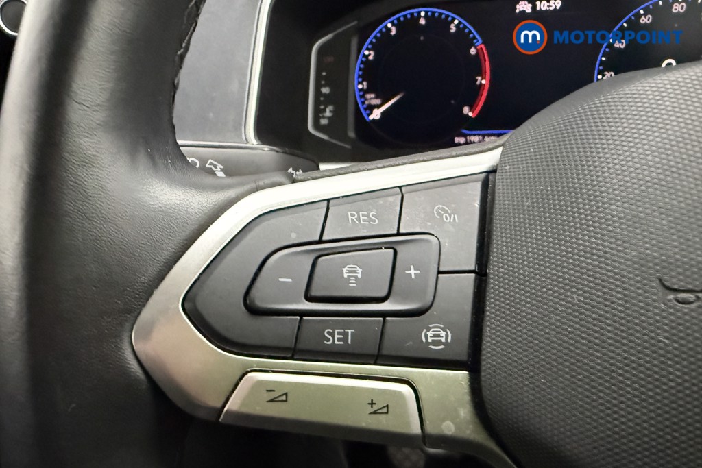 Volkswagen T-Roc Style Manual Petrol SUV - Stock Number (1627908) - 14th supplementary image
