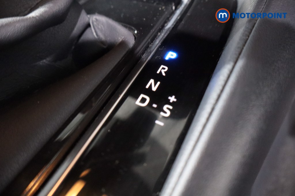 Toyota Corolla Gr Sport Automatic Petrol-Electric Hybrid Hatchback - Stock Number (1627958) - 21st supplementary image