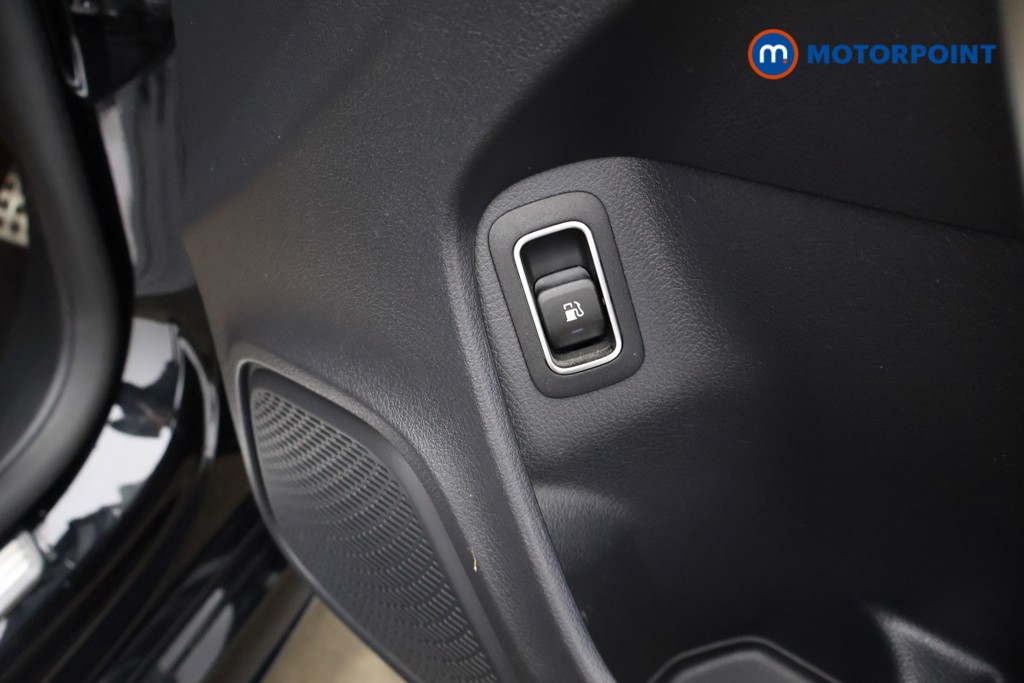 Mercedes-Benz CLA Amg Line Automatic Petrol Plug-In Hybrid Estate - Stock Number (1628044) - 22nd supplementary image