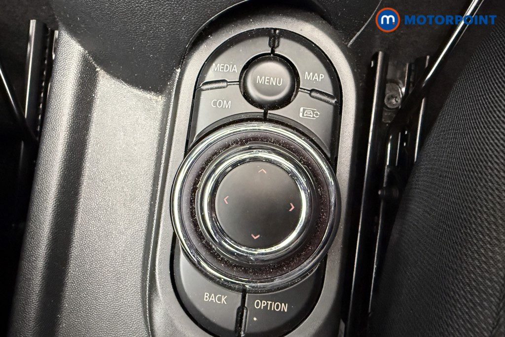 Mini Convertible Cooper Classic Automatic Petrol Convertible - Stock Number (1628094) - 9th supplementary image