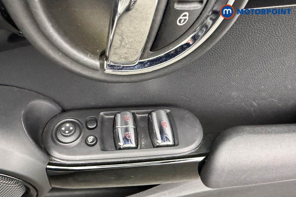 Mini Convertible Cooper Classic Automatic Petrol Convertible - Stock Number (1628094) - 13th supplementary image