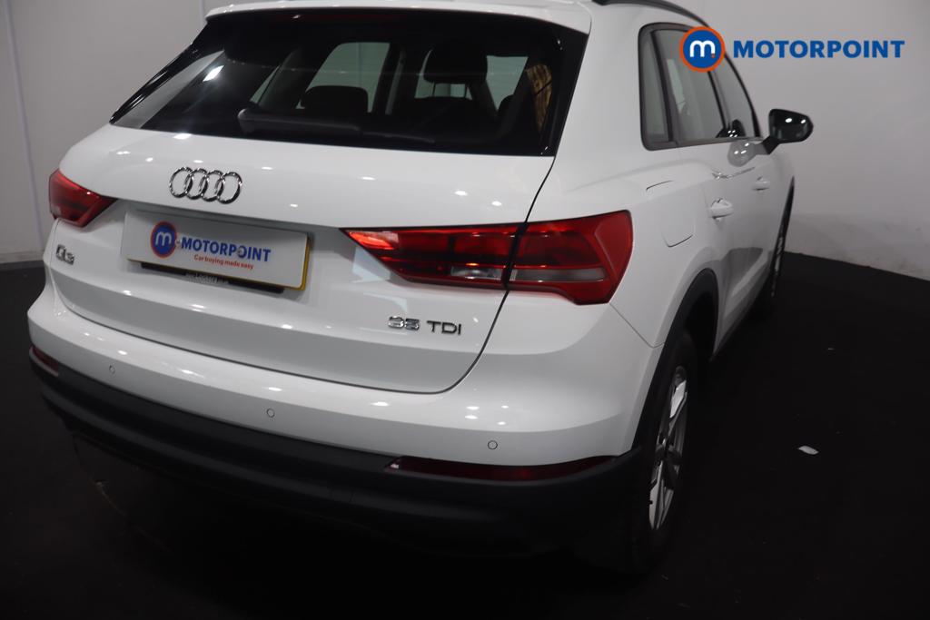 Audi Q3 Technik Manual Diesel SUV - Stock Number (1628149) - 2nd supplementary image