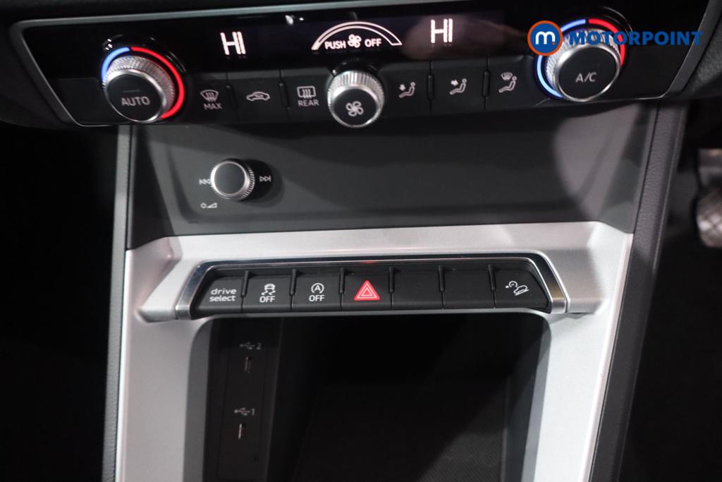 Audi Q3 Technik Manual Diesel SUV - Stock Number (1628149) - 18th supplementary image
