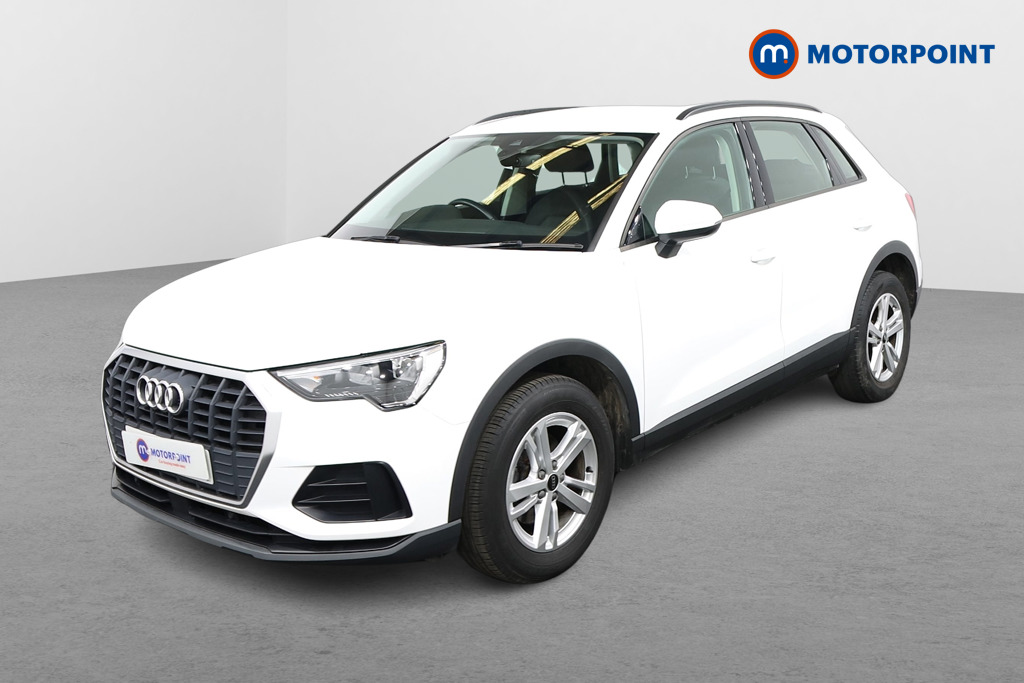 Audi Q3 Technik Manual Diesel SUV - Stock Number (1628149) - Passenger side front corner
