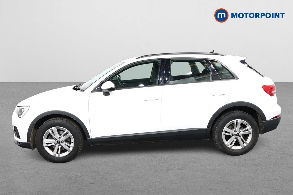 Audi Q3 Technik Manual Diesel SUV - Stock Number (1628149) - Passenger side