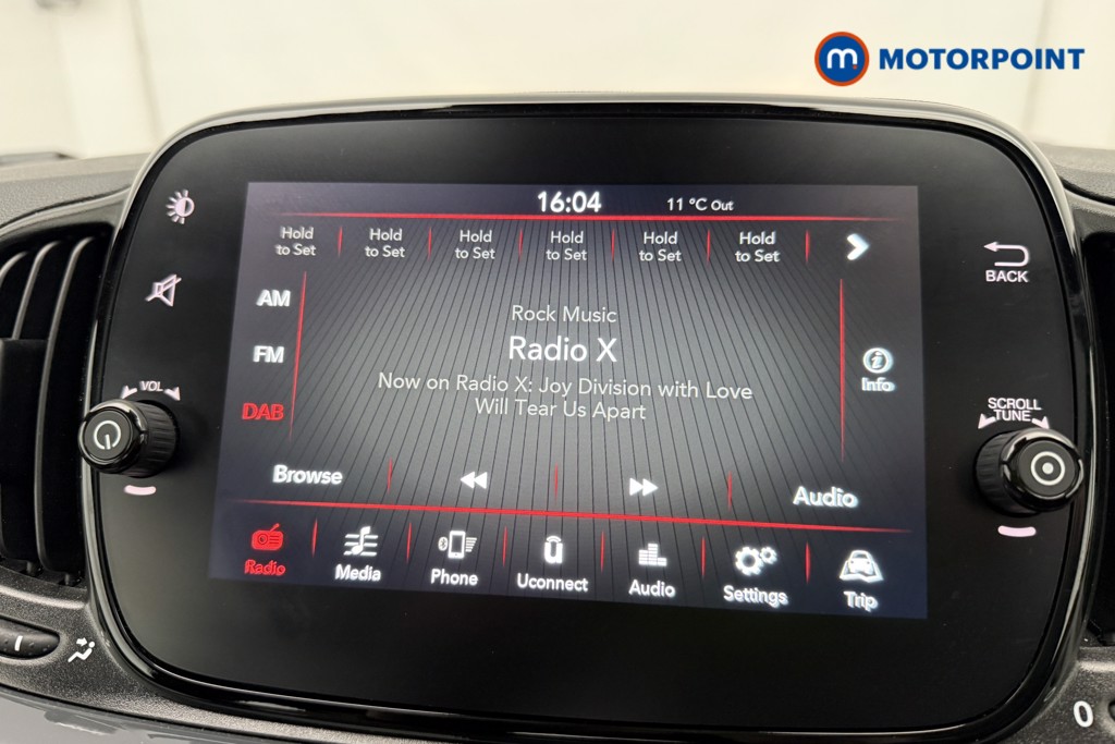 Fiat 500 Dolcevita Manual Petrol Hatchback - Stock Number (1628163) - 2nd supplementary image