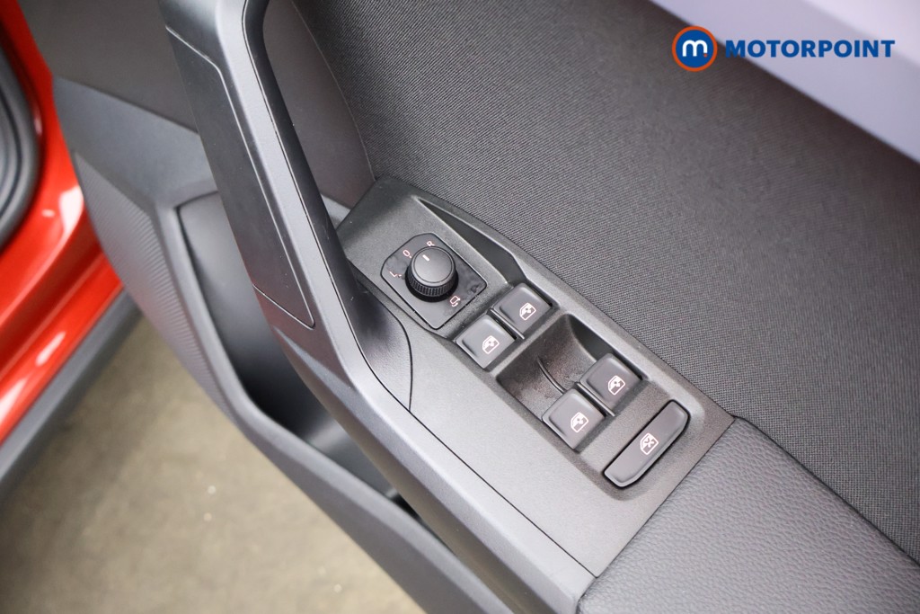 Seat Arona FR Manual Petrol SUV - Stock Number (1628250) - 17th supplementary image