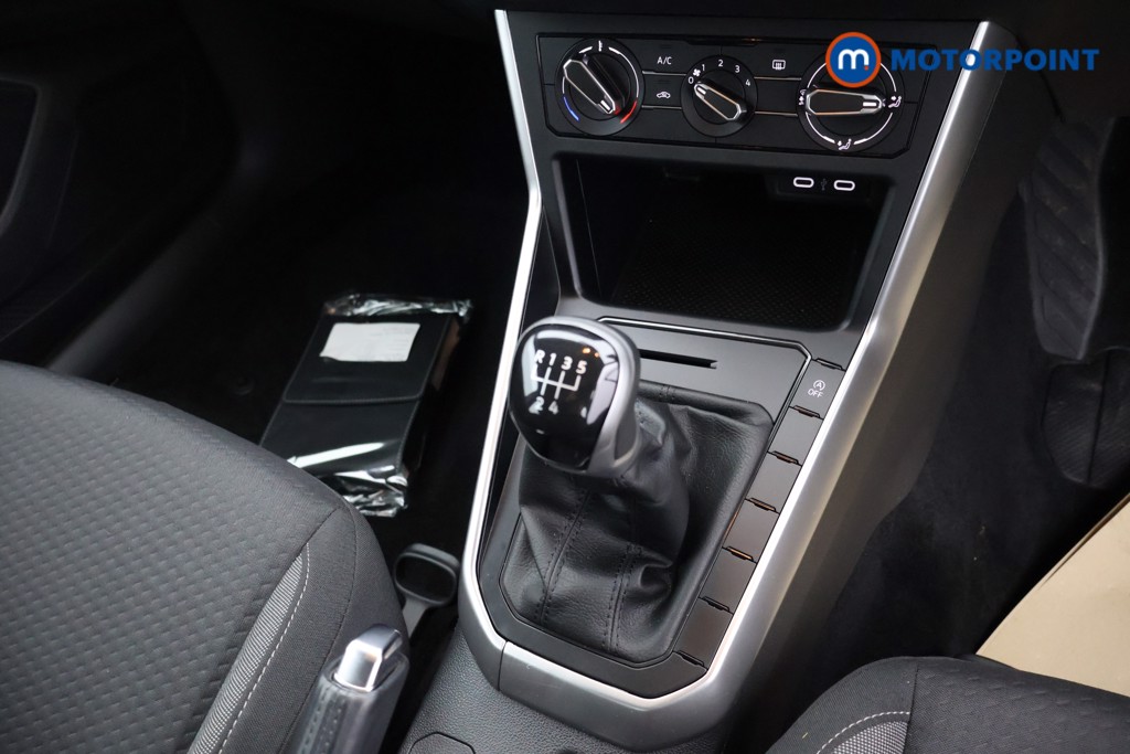 Volkswagen Polo Life Manual Petrol Hatchback - Stock Number (1628260) - 12th supplementary image