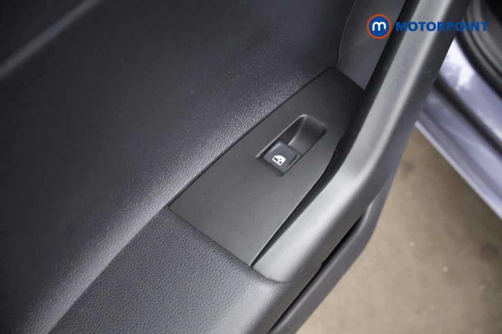 Volkswagen Polo Life Manual Petrol Hatchback - Stock Number (1628260) - 26th supplementary image